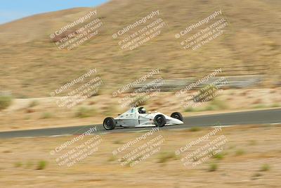 media/Jun-01-2025-CalClub SCCA (Sun) [[eae223c5dd]]/Group 3/Qualifying/